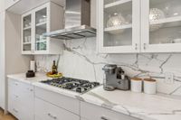 2764 Greenwich St 57
