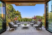 2764 Greenwich St 65