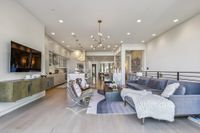 2764 Greenwich St 67