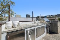 2764 Greenwich St 122