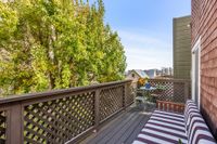 2046 Divisadero Street 20
