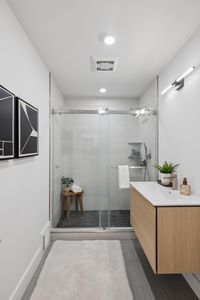 436 Avila St 16