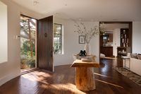 608 Seminary Dr 7