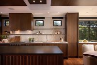 608 Seminary Dr 12