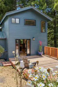 380 Larch Road 4