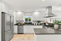 806 Chrysopolis Dr 3